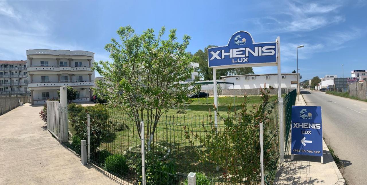 Apartmens Xhenis Lux 울친 외부 사진